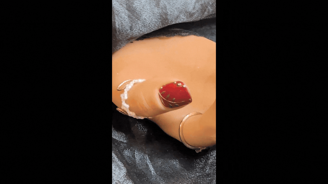 press on nails pomme de verre clair.gif