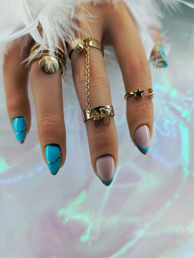 Press on nails Océane