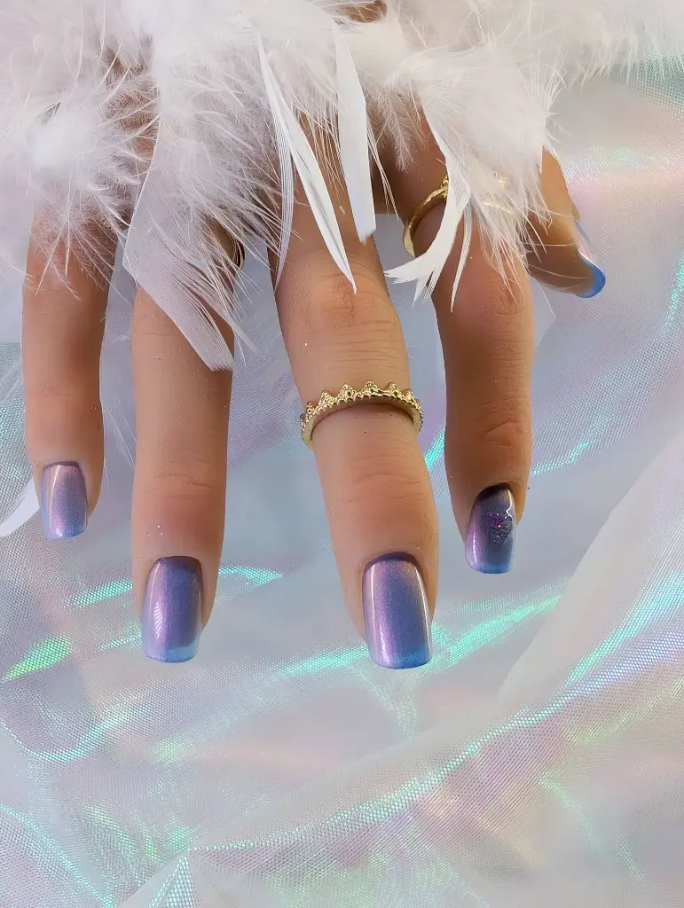 Press on nails coeur changeant