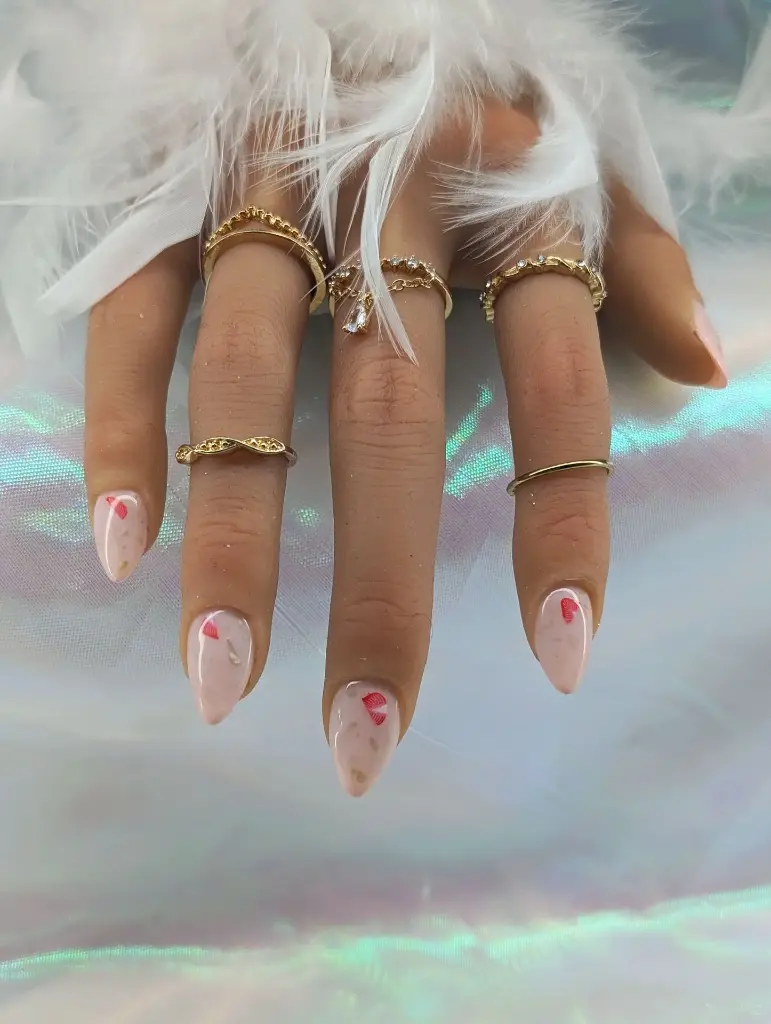 Press on nails milk shake