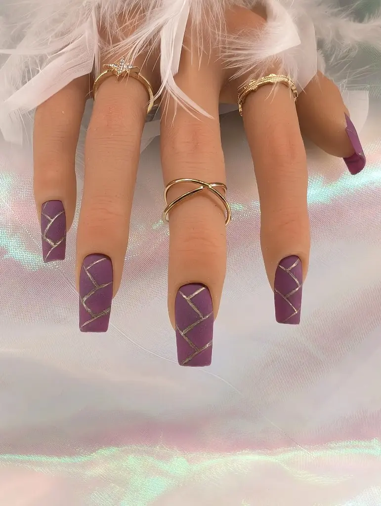 Press on nails tresse
