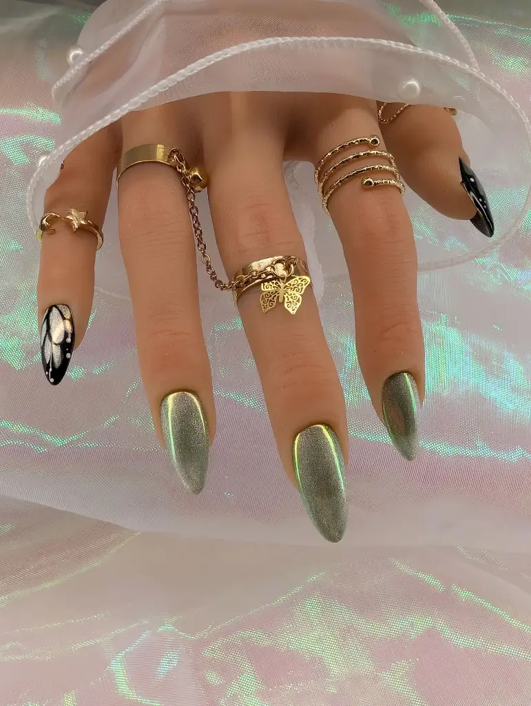 Press on nails nabi