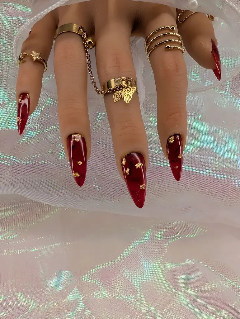 press on nails rubis