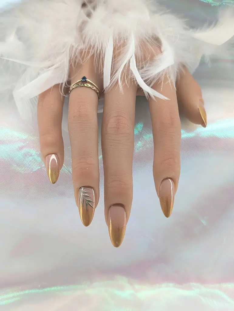 Press on nails lune de miel