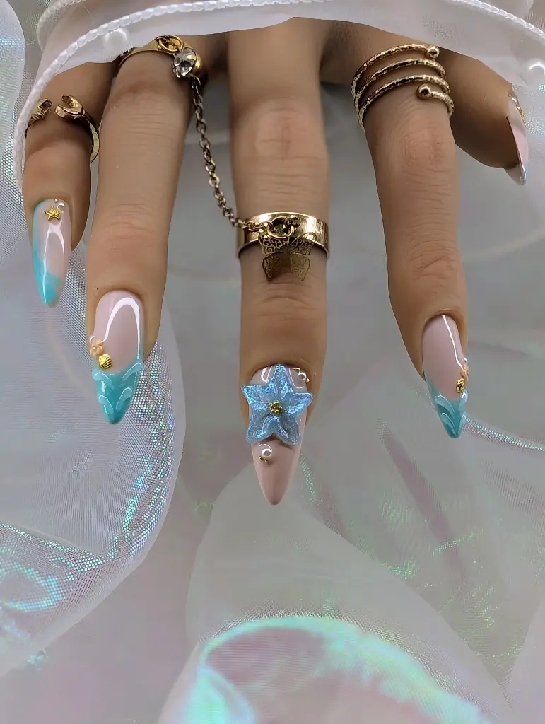 Press on nails écume précieuse