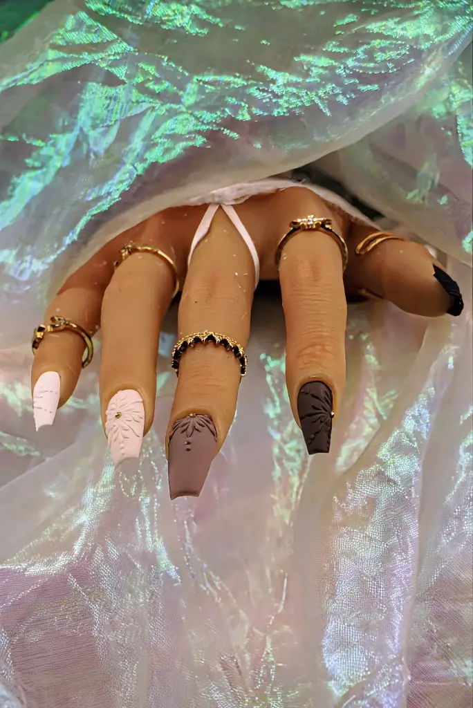 Press on nails iced hazelnut