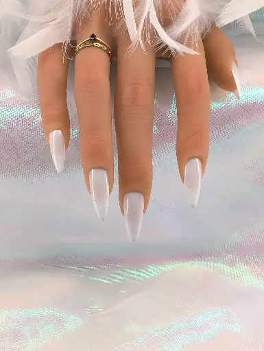 Press on nail esprit