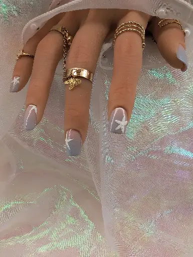 Press on nails ocean light