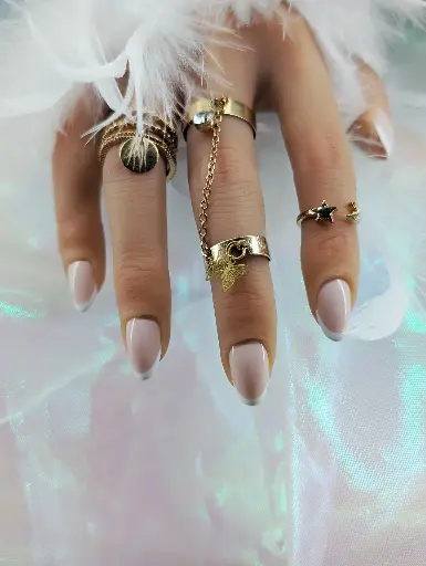 Press on nails french